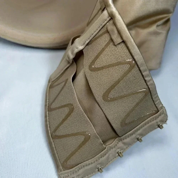 Cacique Size 46C Strapless Underwire Bra 5 Hook Tan Beige Balconette Silicone - Picture 4 of 8